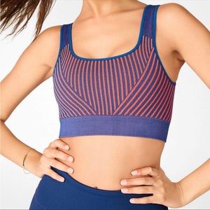 Fabletics Alexis Seamless Sports Bra Size S